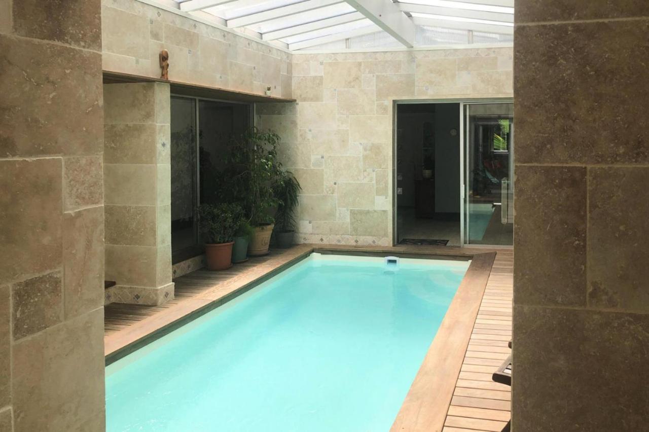 Holiday Home With Indoor Pool, Le Porge Kültér fotó