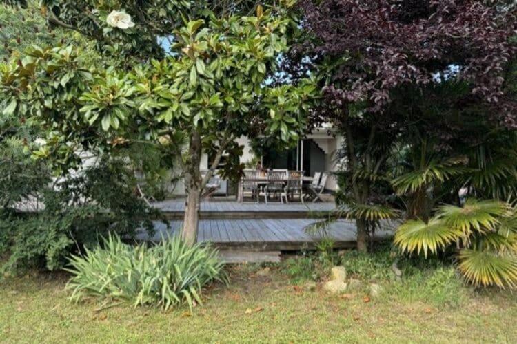 Holiday Home With Indoor Pool, Le Porge Kültér fotó